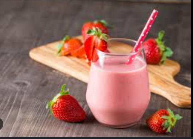 Çilekli smoothie
