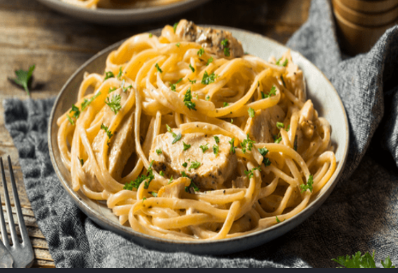 FETTUCİNİ ALFREDO