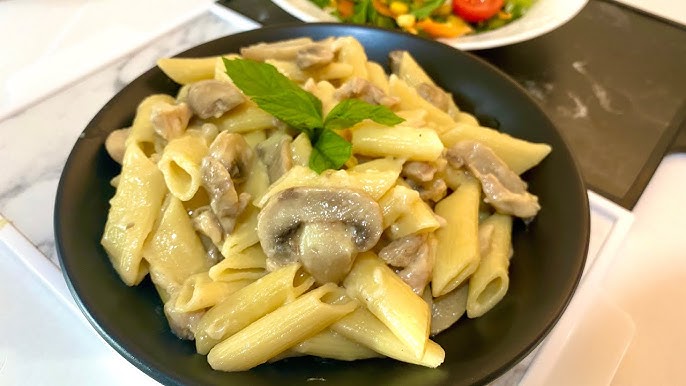 KREMALI MANTARLI PENNE